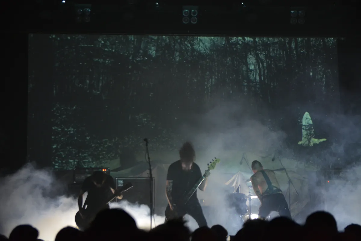AMENRA